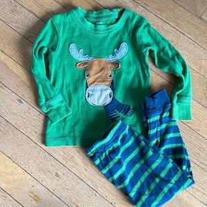 Carters 18 month pjs